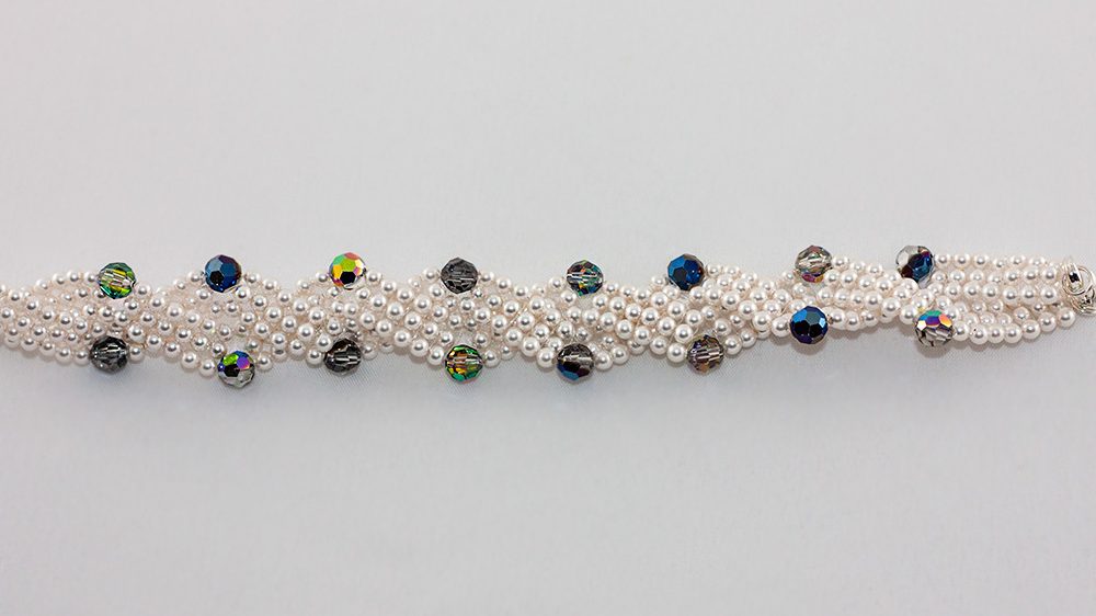 Bratara Swarovski Chevron Versatile – White Pearl & Montana AB