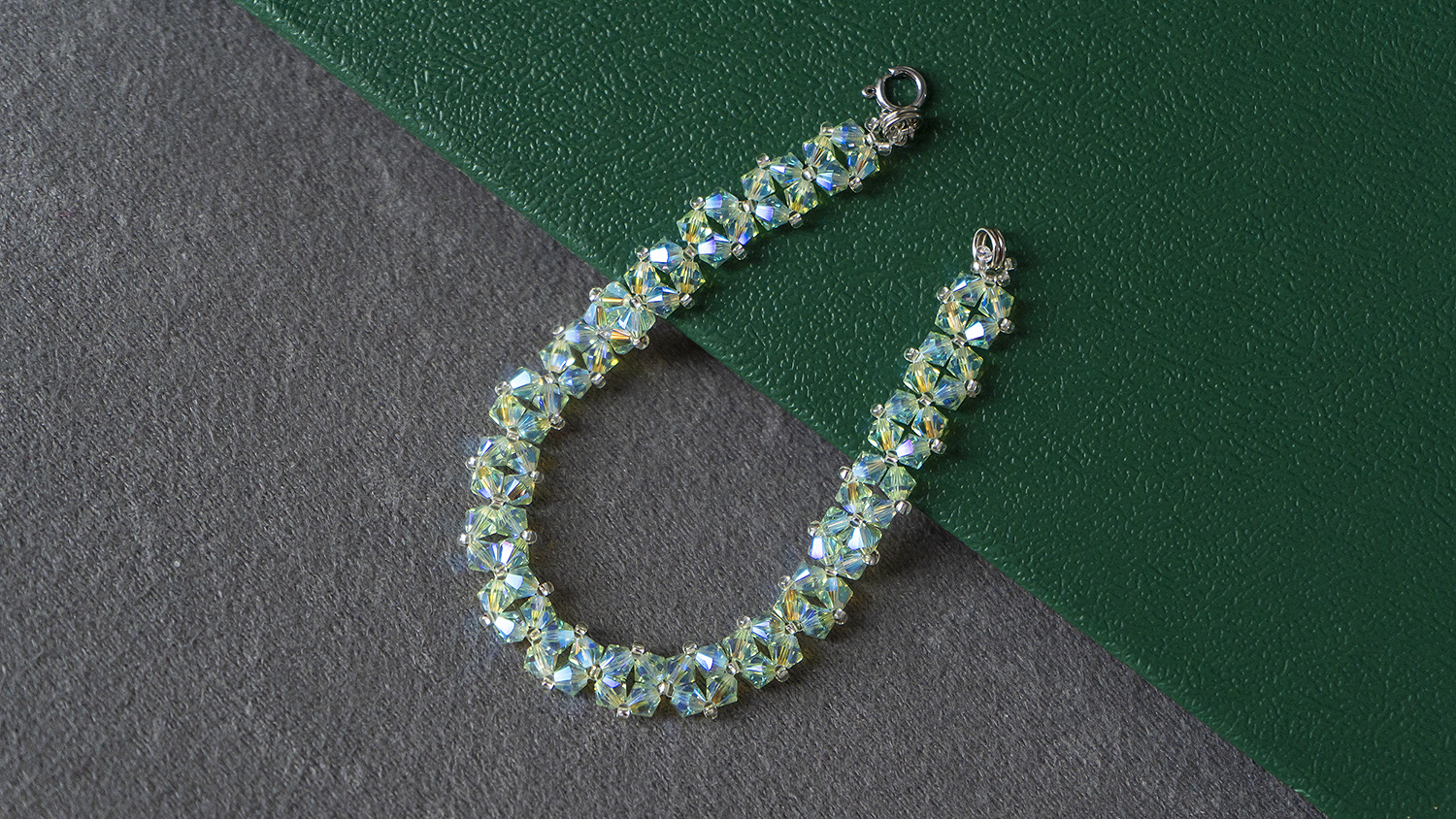 Bratara Statement Swarovski Erinite Shimmer