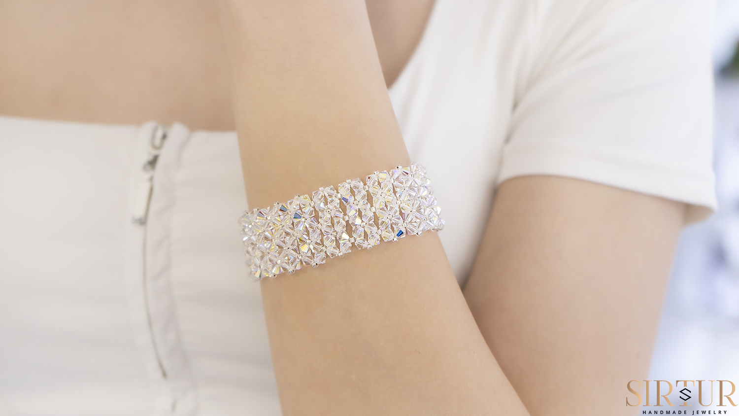 Bratara Statement Swarovski Aurore Boreale Bridal