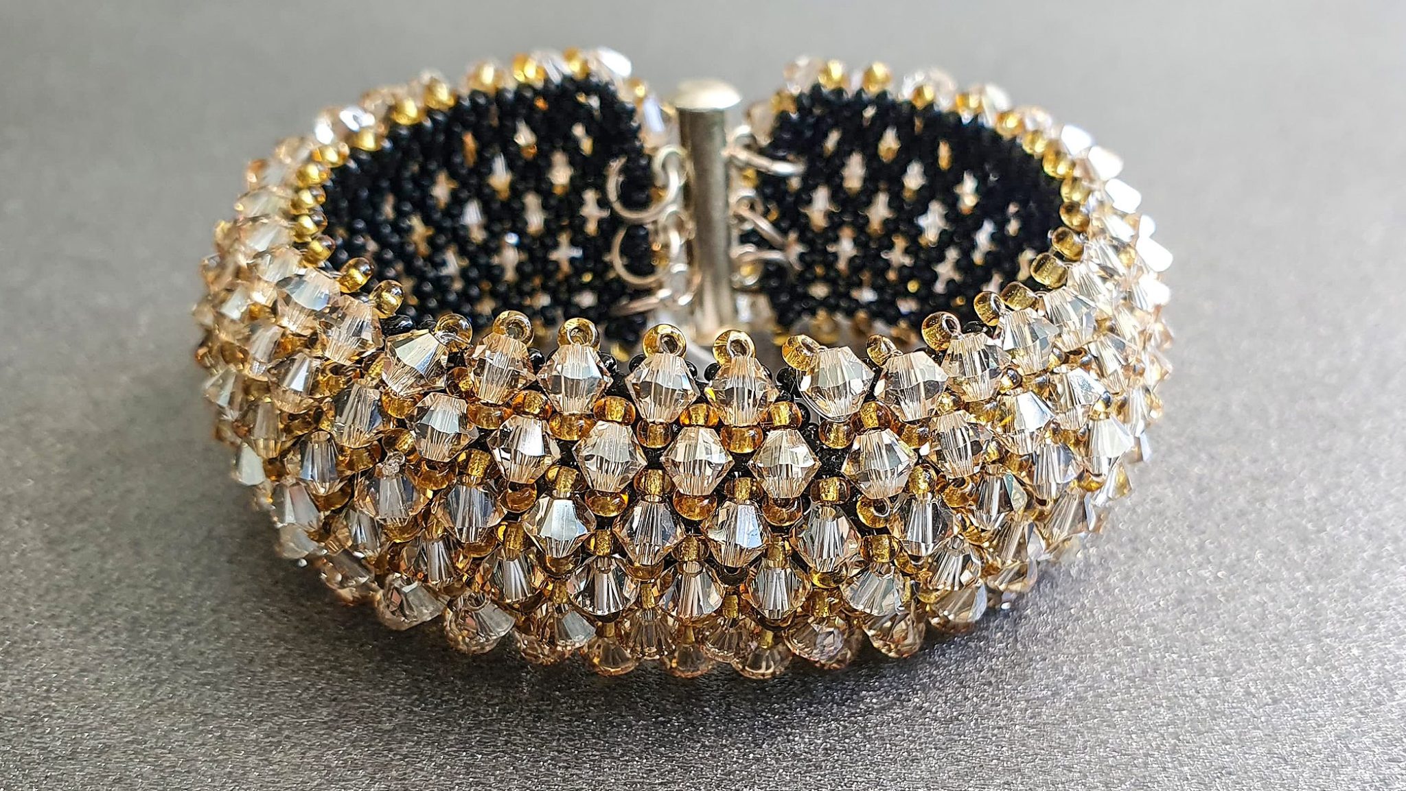 Bratara Statement Swarovski Golden Shadow Dark