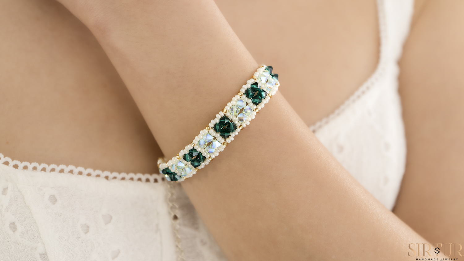 Bratara Emerald & Erinite Shimmer