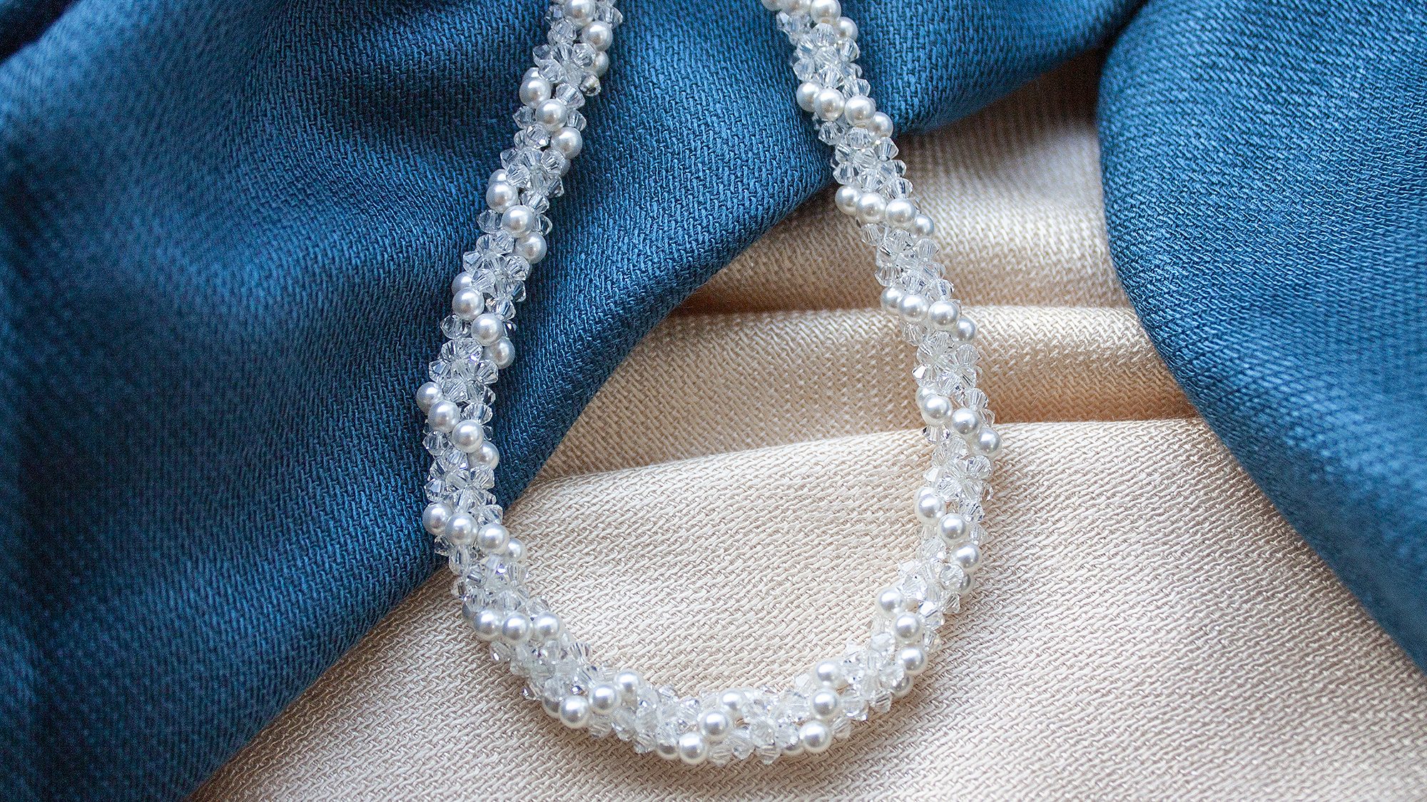 Colier Spiral Swarovski Crystal & White Pearl Bridal