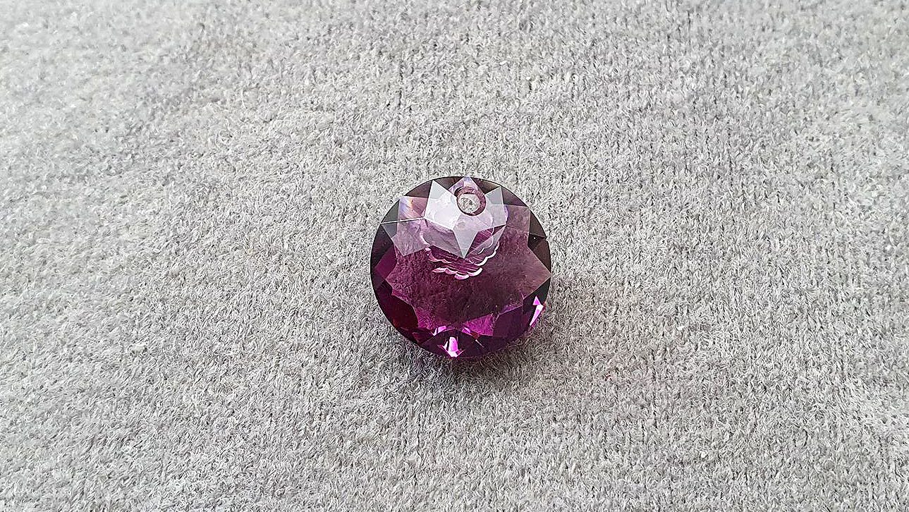Element Crystal Pendant 6430 Classic Cut Amethyst 10mm