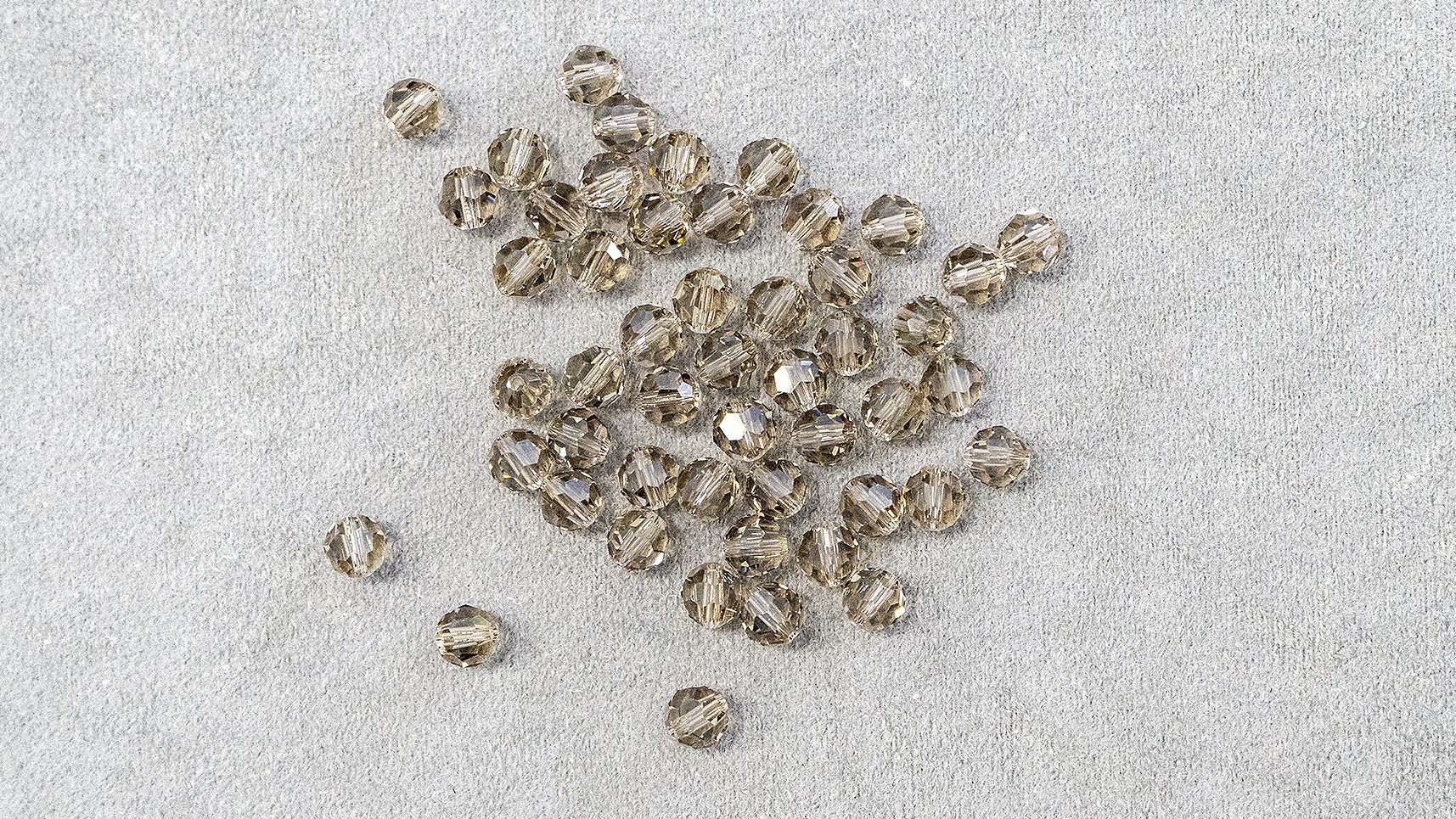 Mărgea Crystal Round Bead 5000, Greige, 6mm